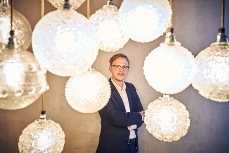Prof. Dr. Markus Gabriel: "Moral und Ökonomie schließen sich nicht aus" -